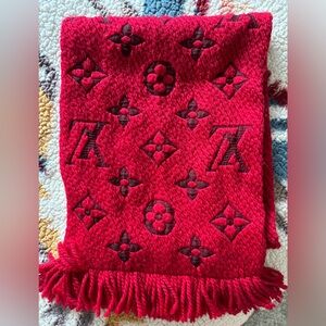 Louis Vuitton Logomania Scarf